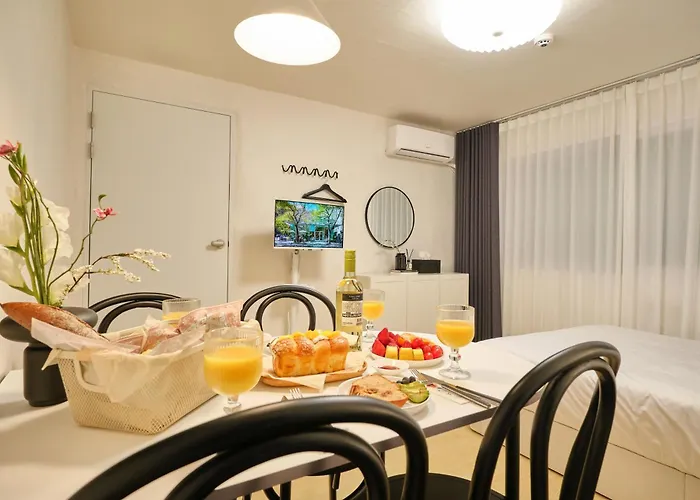 Uni Seonyudo - Cozy 2br Near Subway & Airport Bus Séoul
