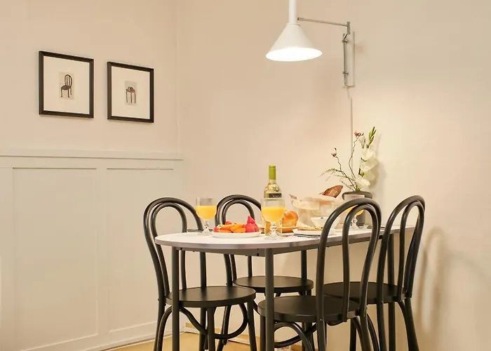 Uni Seonyudo - Cozy 2br Near Subway & Airport Bus