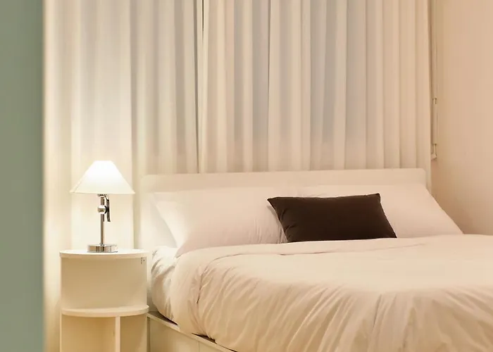 Uni Seonyudo - Cozy 2br Near Subway & Airport Bus